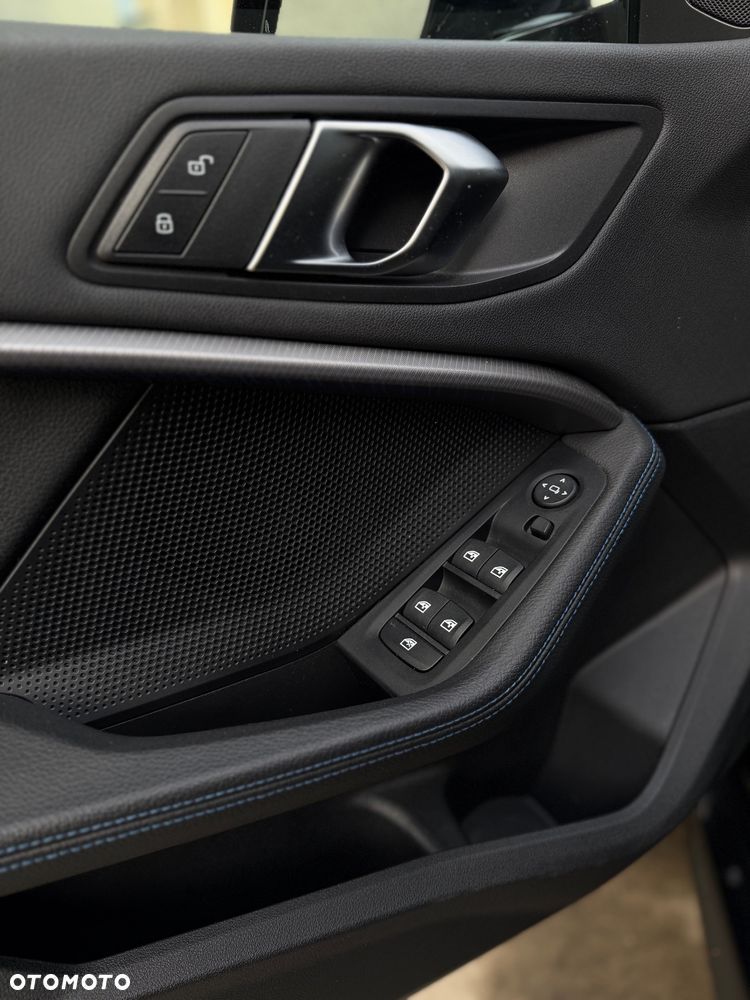 BMW Seria 2 218d GT M Sport - 22