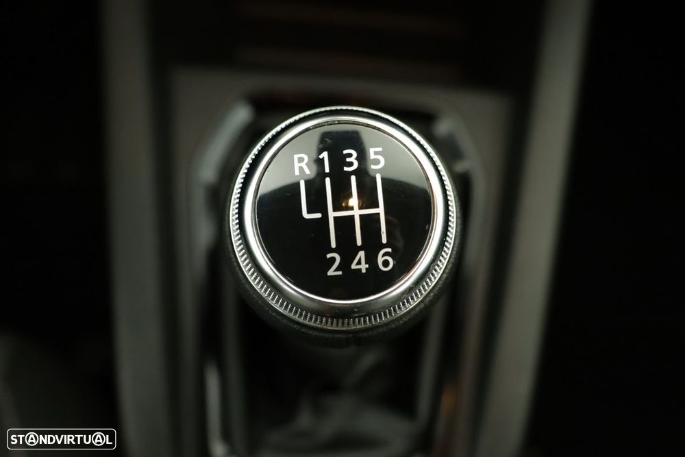 Renault Clio 1.0 TCe Evolution - 14