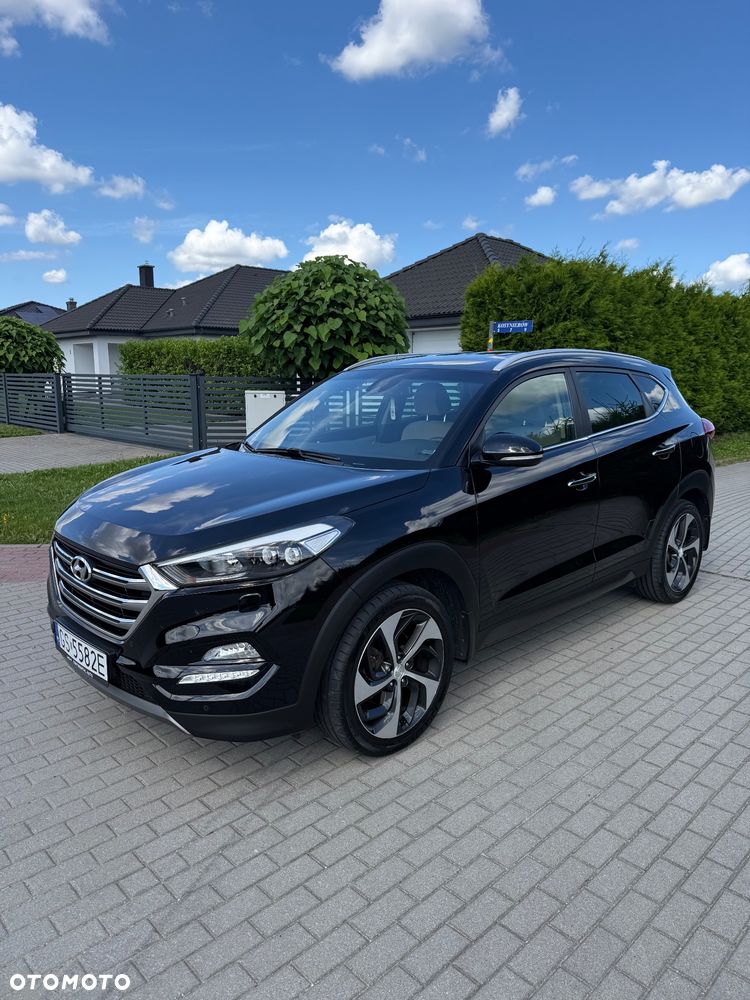 Hyundai Tucson 2.0 CRDI BlueDrive Style 2WD - 1