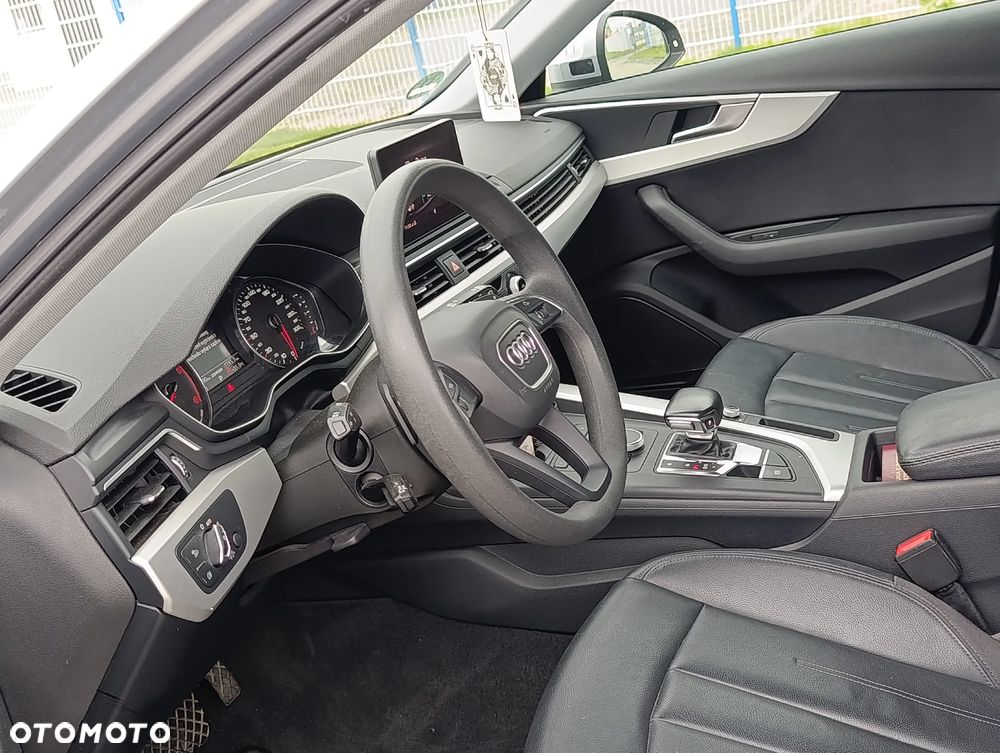 Audi A4 Avant - 22