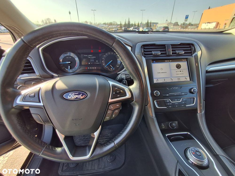 Ford Mondeo - 8