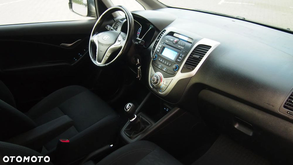 Kia Venga 1.4 CVVT Business Line - 15