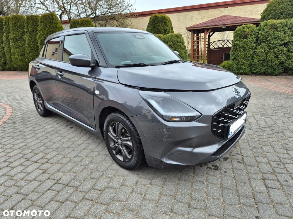 Suzuki Swift 1.2 Dualjet SHVS Premium Plus CVT - 7