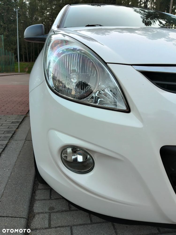 Hyundai i20 - 14