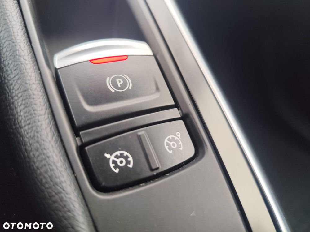 Renault Grand Scenic - 16