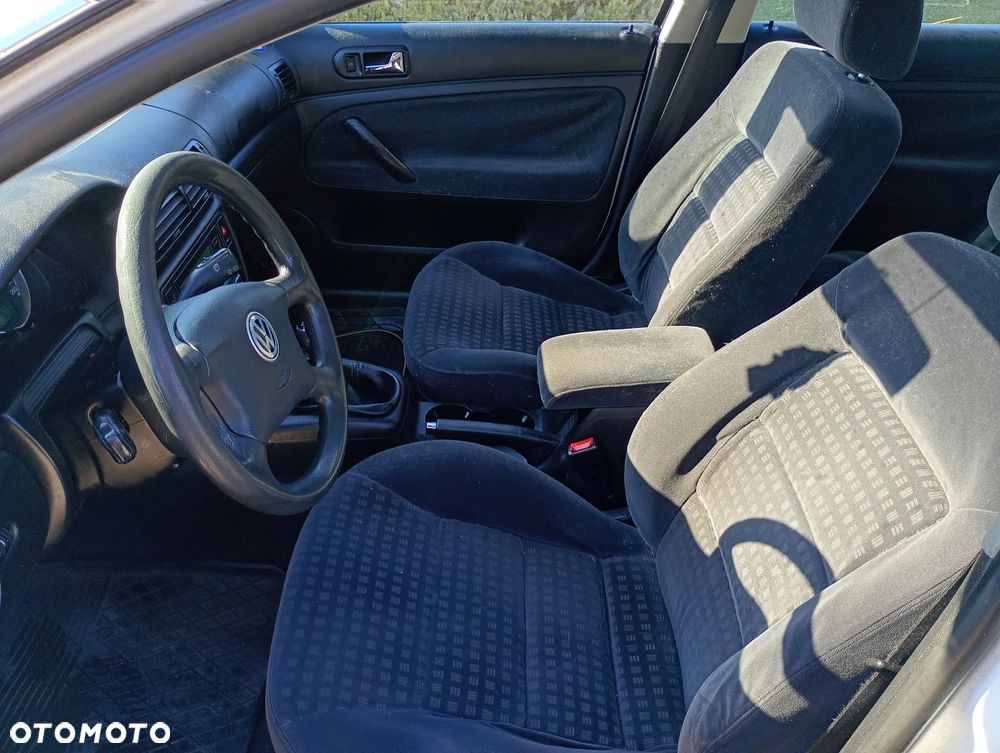 Volkswagen Passat - 7