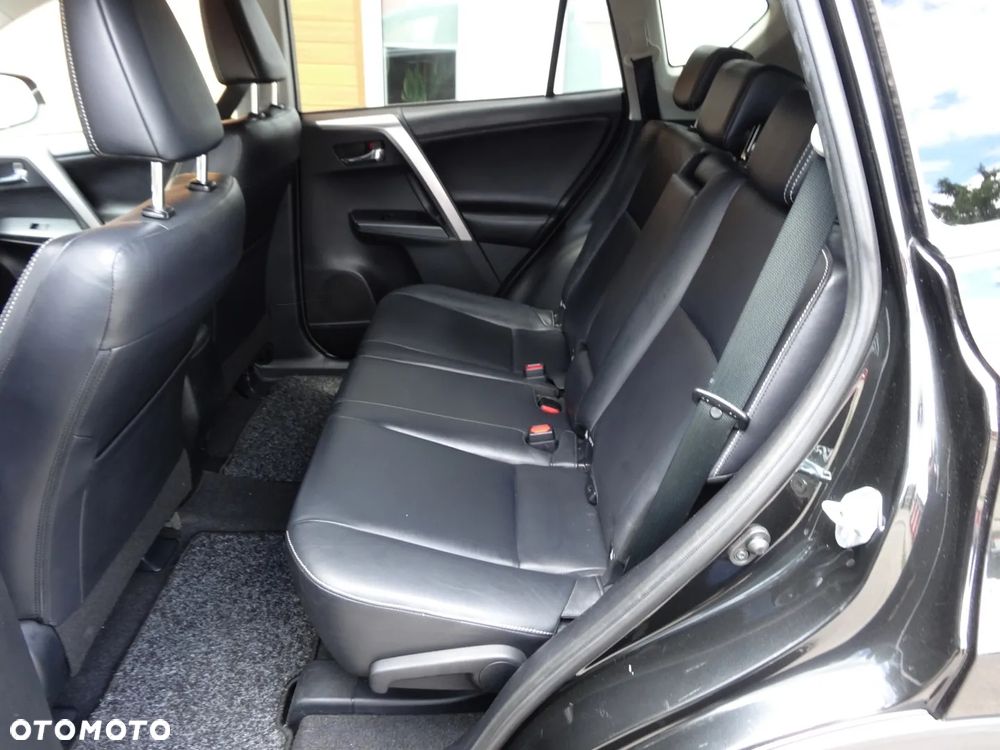 Toyota RAV4 2.0 D-4D 4x2 Start-Stop Executive - 19