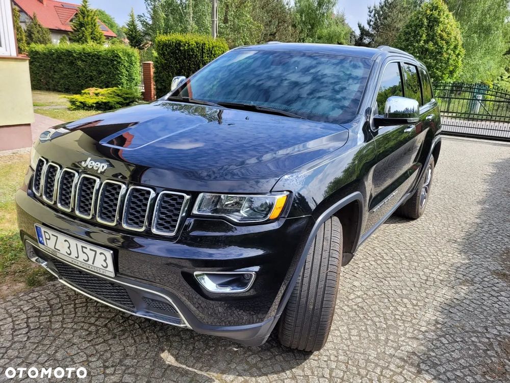 Jeep Grand Cherokee - 15