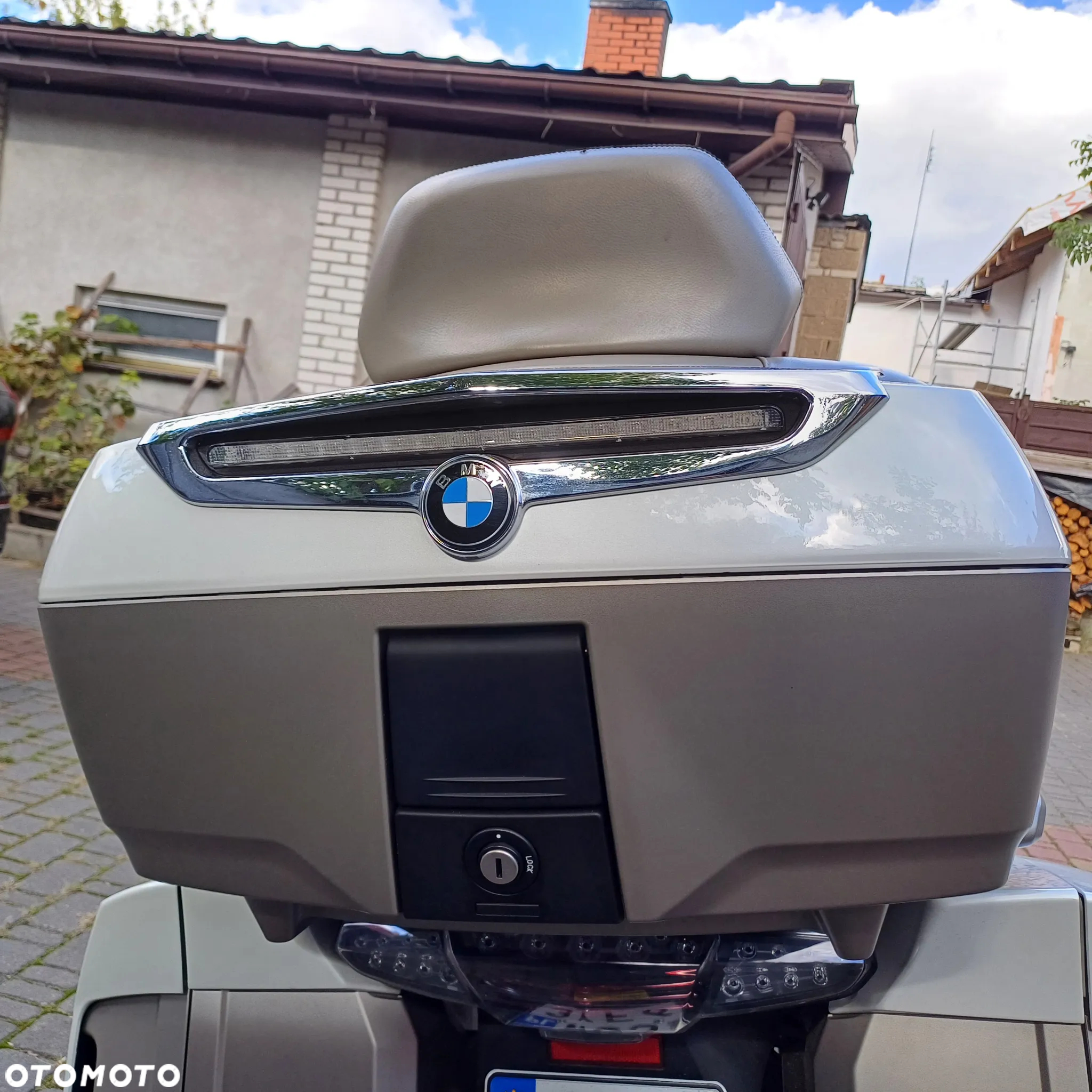 BMW K - 18