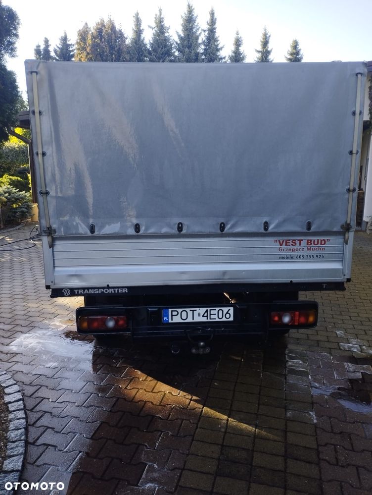 Volkswagen Transporter - 4