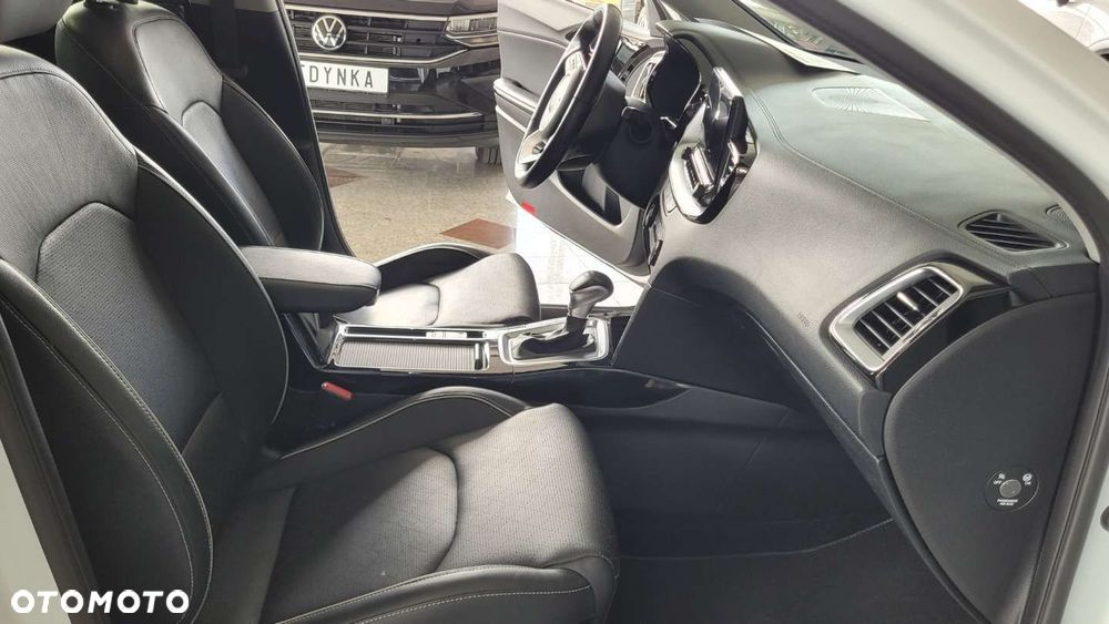 Kia XCeed - 19