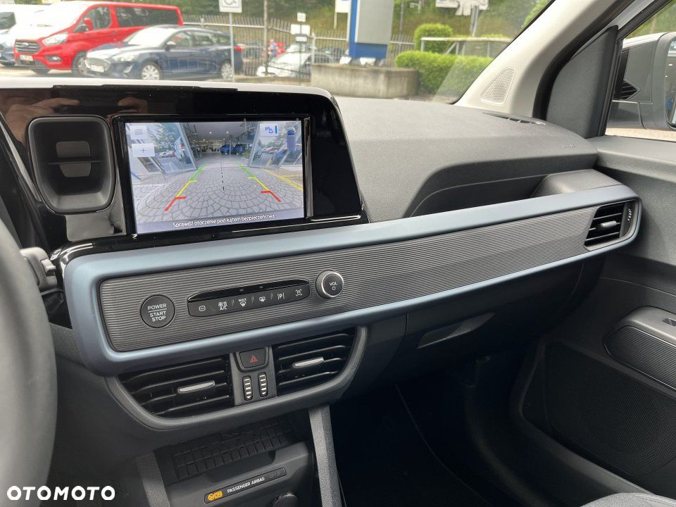Ford Tourneo Courier - 19