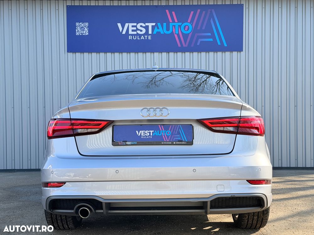 Audi A3 1.6 TDI S tronic Sport - 9