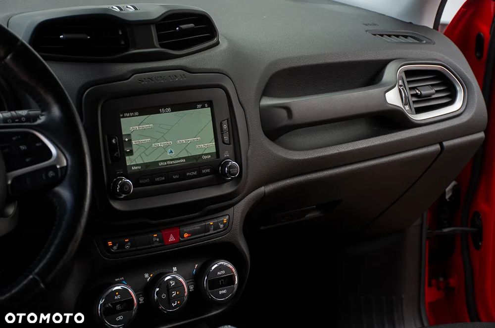 Jeep Renegade 1.4 MultiAir Limited - 34