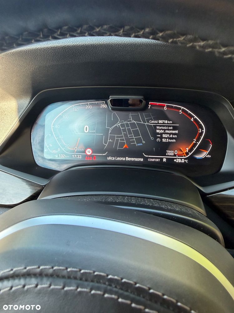 BMW X5 M50i - 14