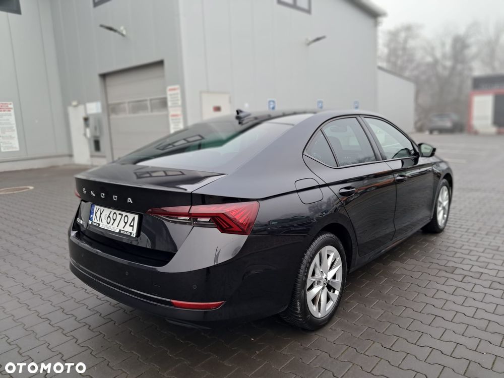 Skoda Octavia 2.0 TDI Ambition DSG - 4