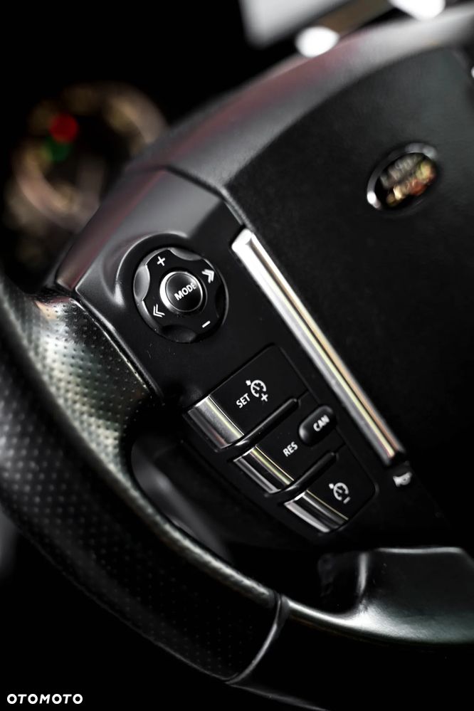 Land Rover Range Rover Sport - 23