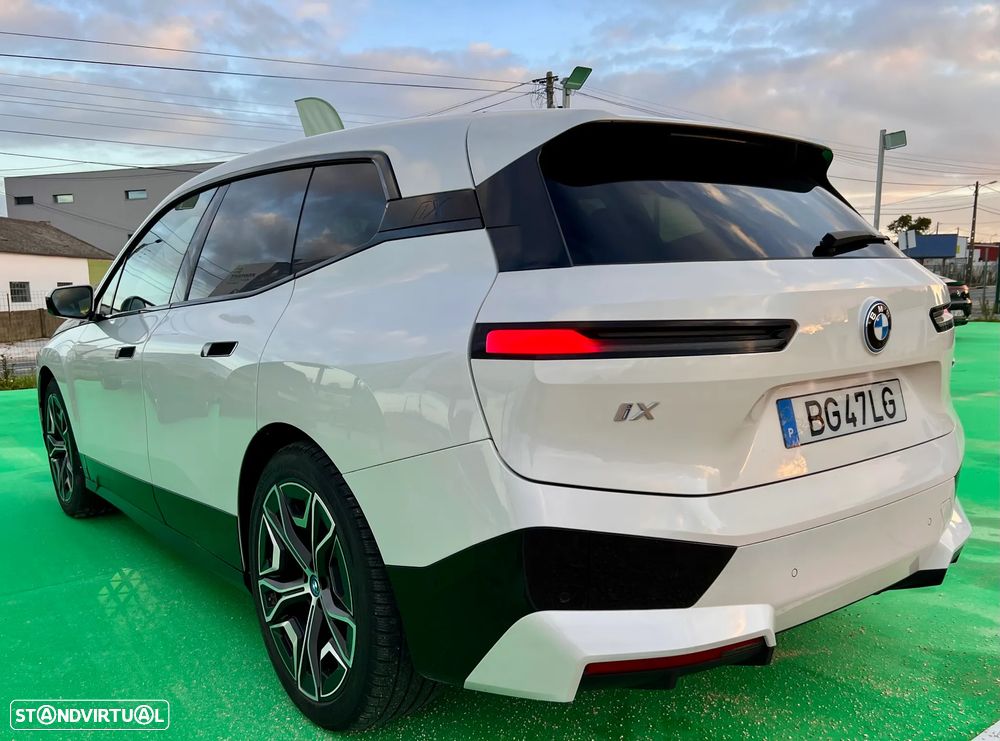BMW iX xDrive 40 - 4