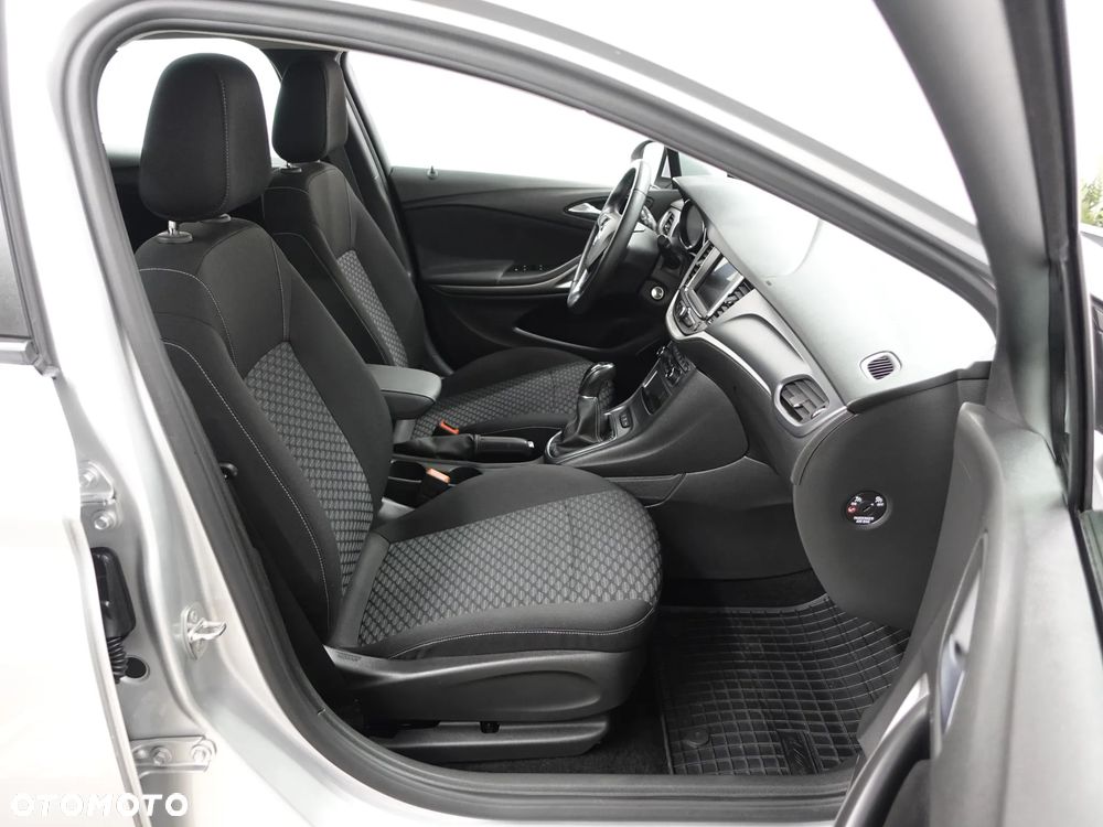 Opel Astra 1.2 Turbo Start/Stop 2020 - 25
