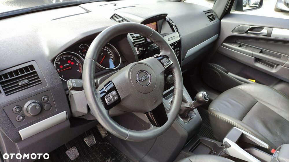 Opel Zafira 1.7 CDTI Cosmo - 30