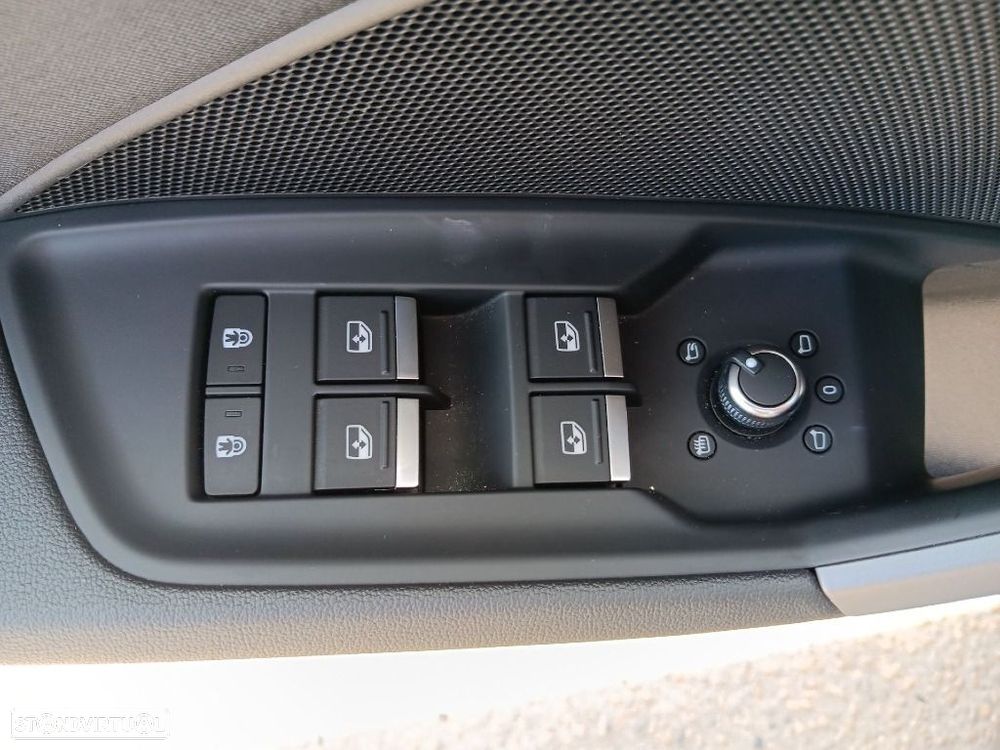 Audi A3 Limousine 30 TFSI Advanced S tronic - 13