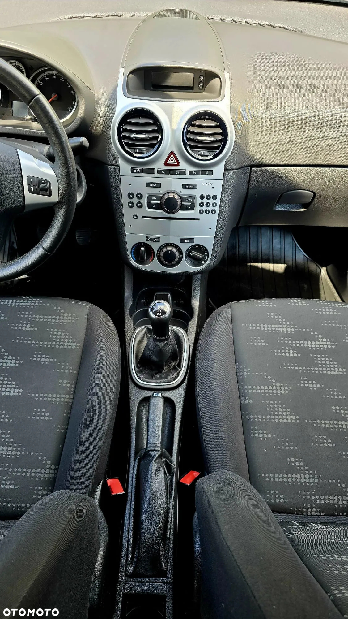 Opel Corsa 1.4 16V Sport - 20