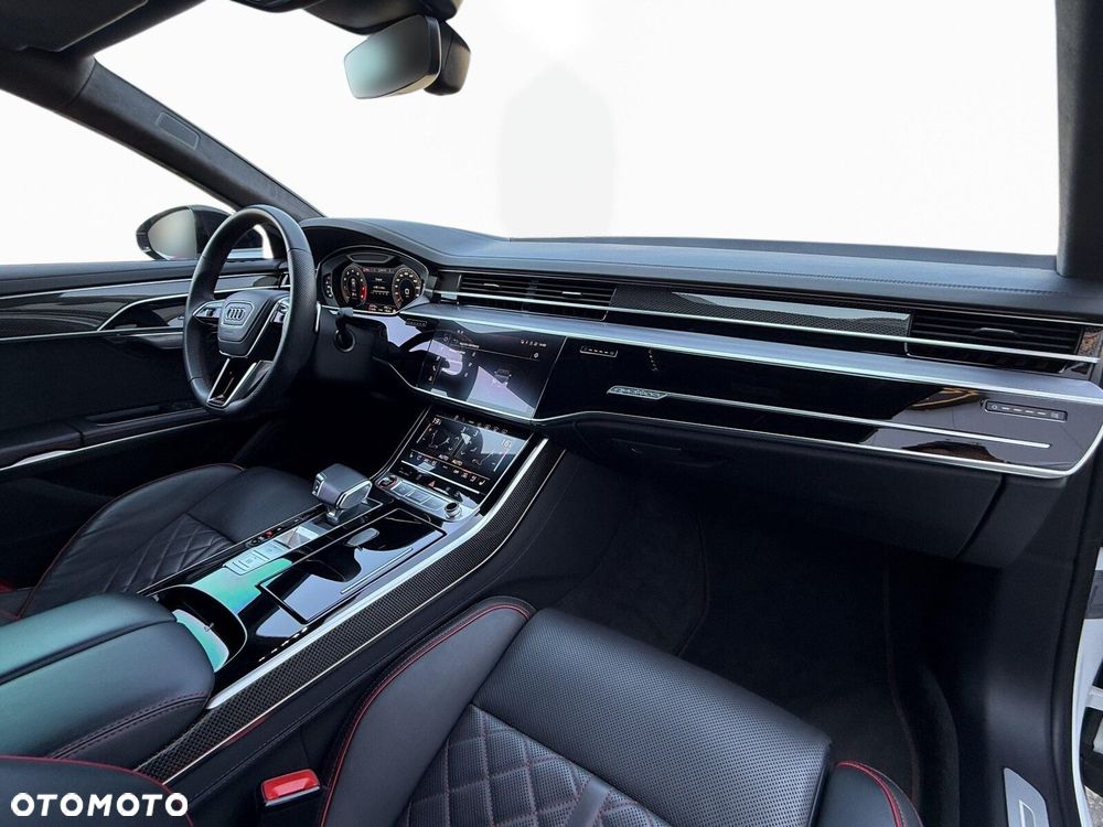Audi S8 TFSI mHEV Quattro Tiptr - 35