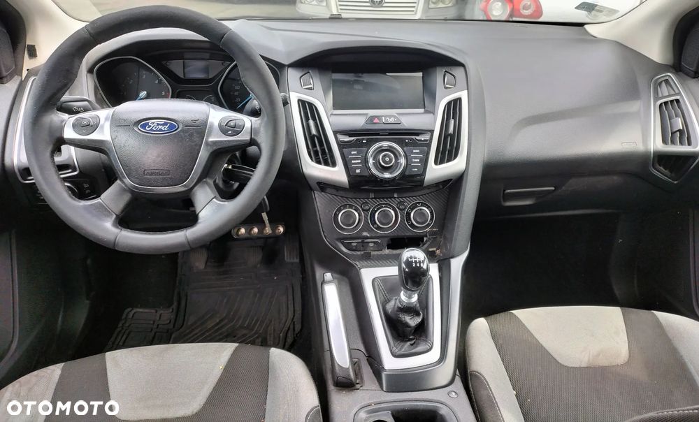 FORD FOCUS III MK3 Turnier 1.6 TDCi KOD OB ZDERZAK PRZÓD PRZEDNI DRZWI LEWY PRAWY PRZÓD TYŁ KLAPA BŁOTNIK SZYBA LUSTERKO LAMPA SILNIK SKRZYNIA CAŁY NA CZĘŚCI - 6