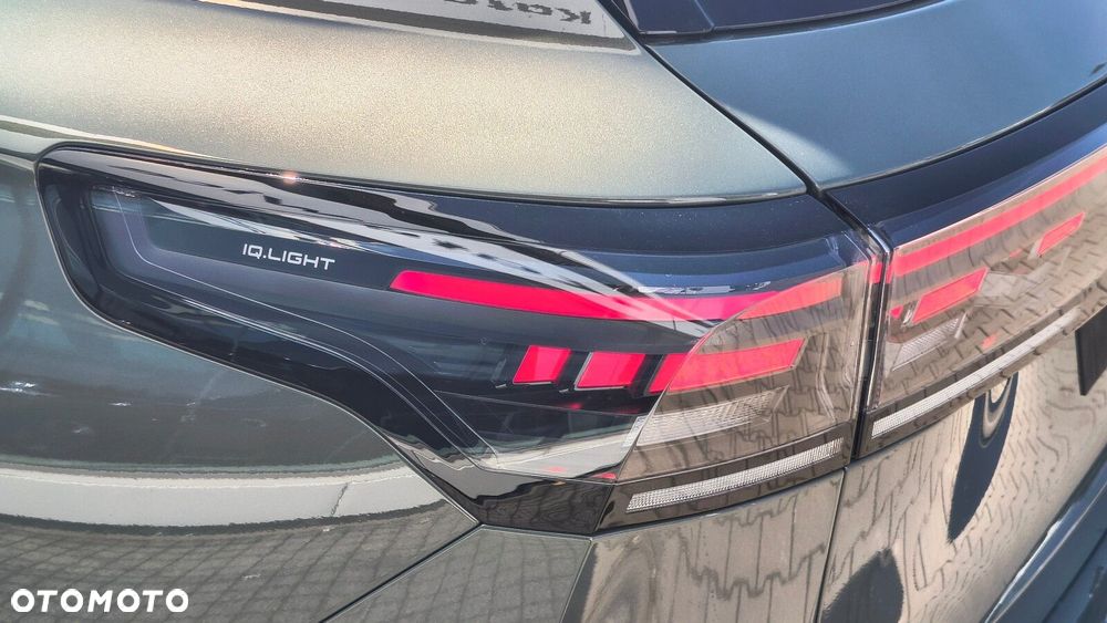 Volkswagen Tiguan - 9