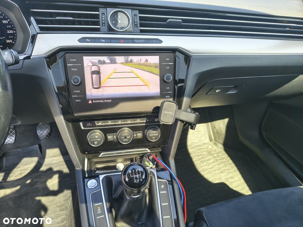 Volkswagen Passat - 7