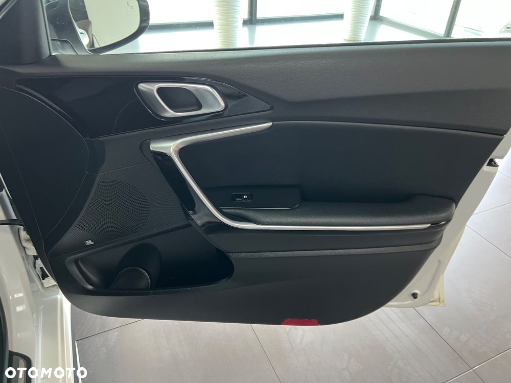 Kia Ceed 1.0 T-GDI GT-Line - 38