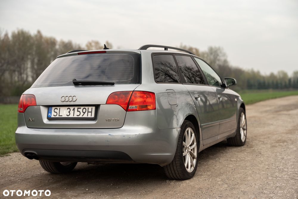 Audi A4 Avant - 6