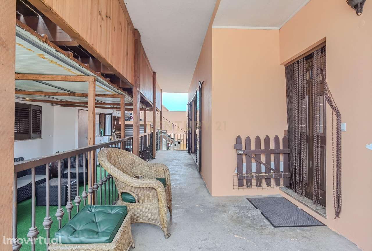 Moradia 4 frentes, T4 em Paiço, Lavra - Grande imagem: 5/48