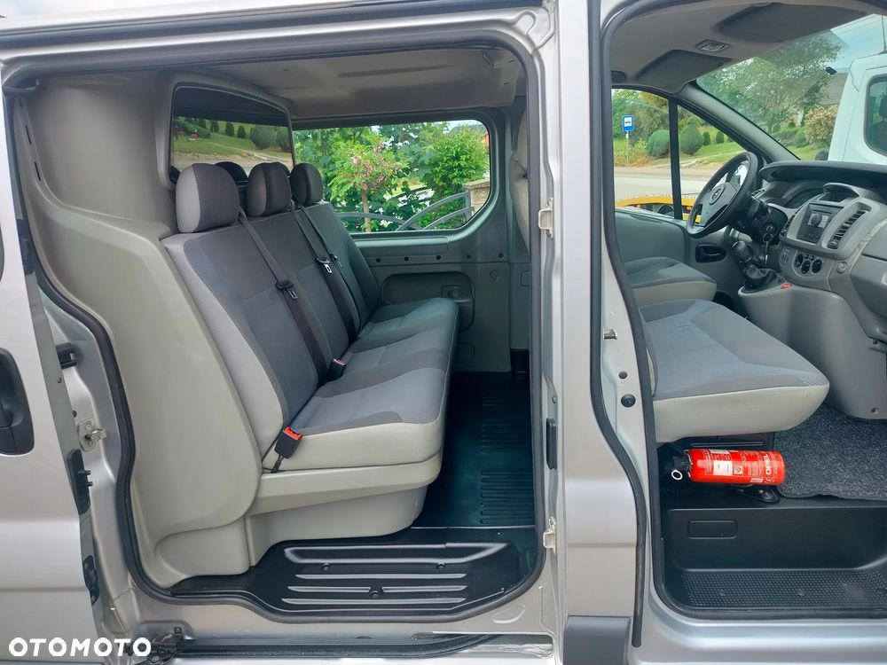Opel Vivaro - 19