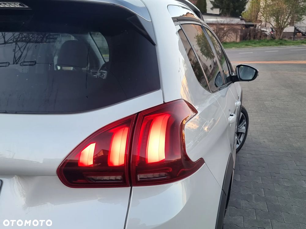 Peugeot 2008 BlueHDi FAP 120 STOP & START Crossway - 7