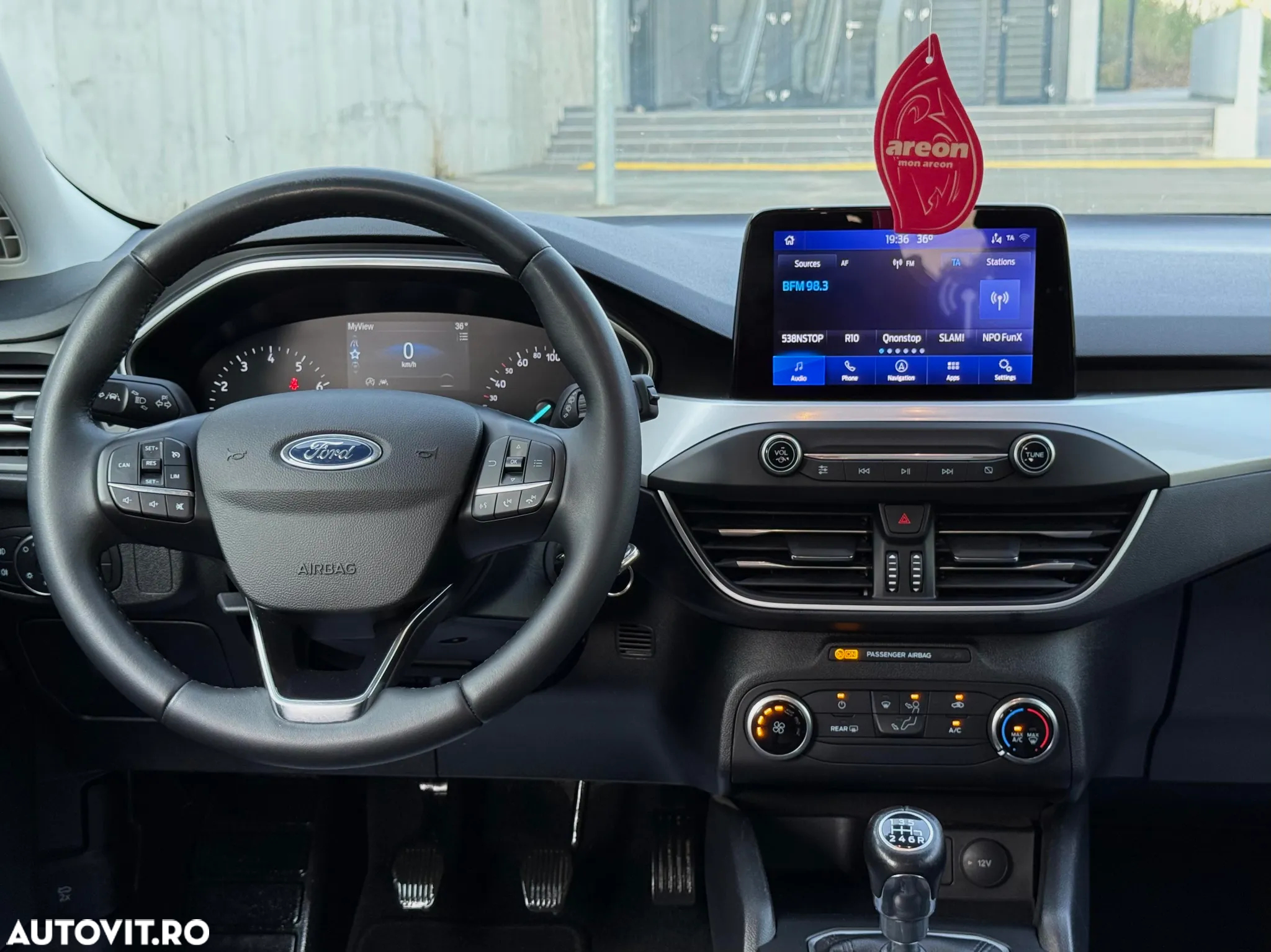 Ford Focus 1.0 EcoBoost Trend Edition - 6
