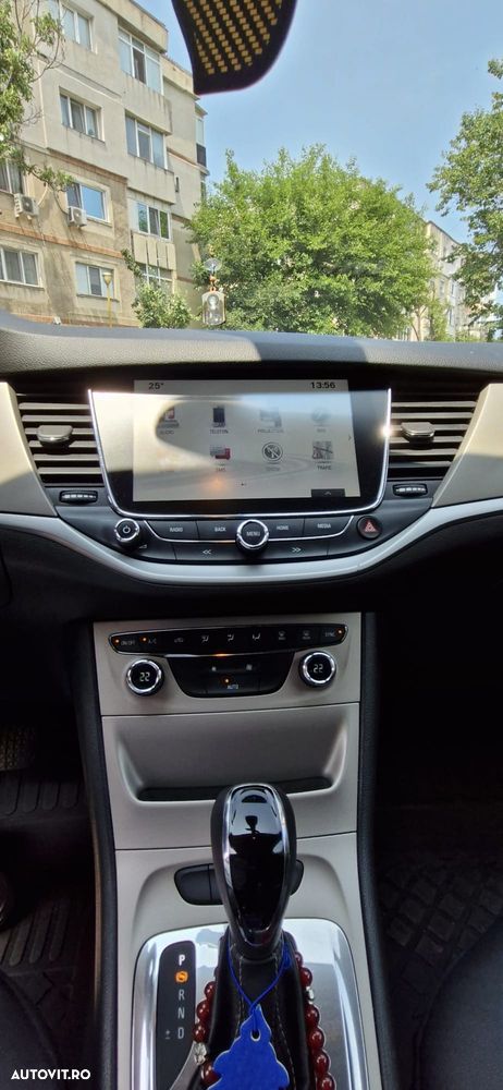 Opel Astra 1.6 D (CDTI) Automatik Dynamic - 4