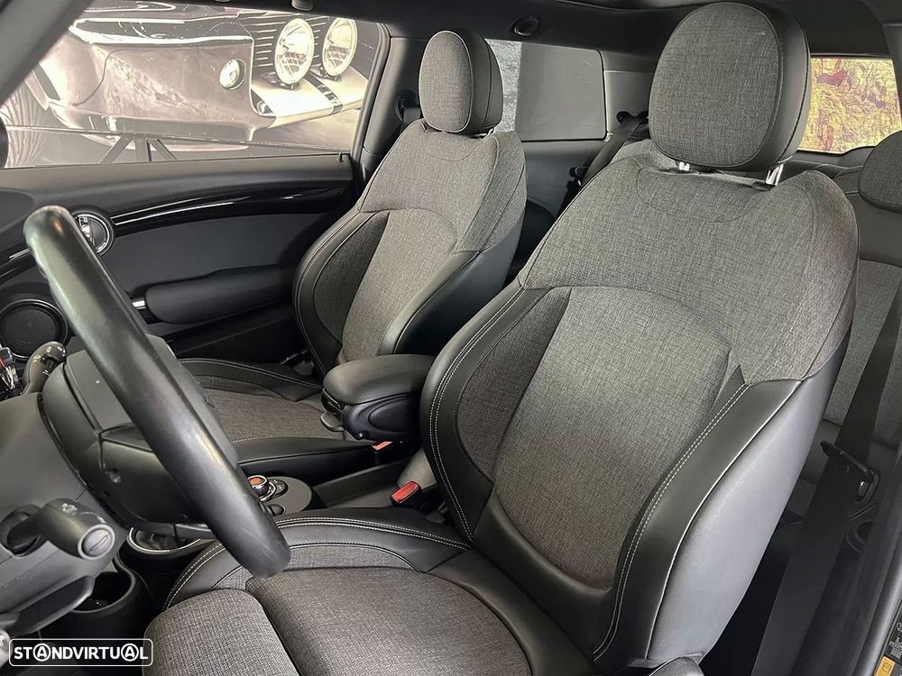 MINI 3 Portas Cooper SE Resolute Edition - 8