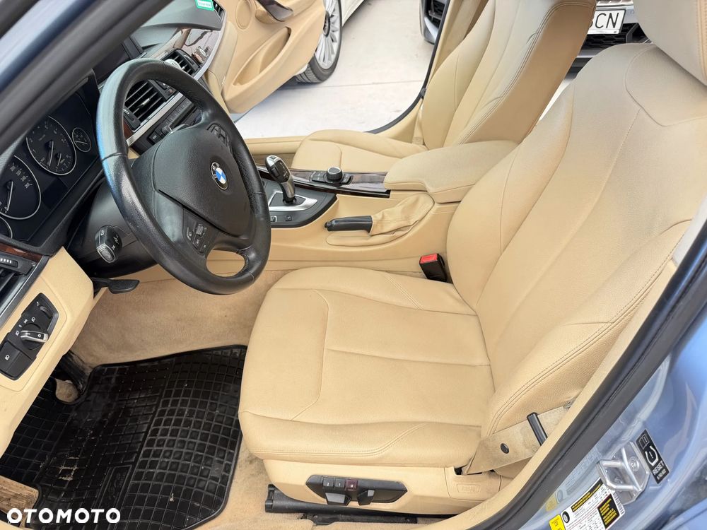 BMW Seria 3 320i Luxury Line - 7