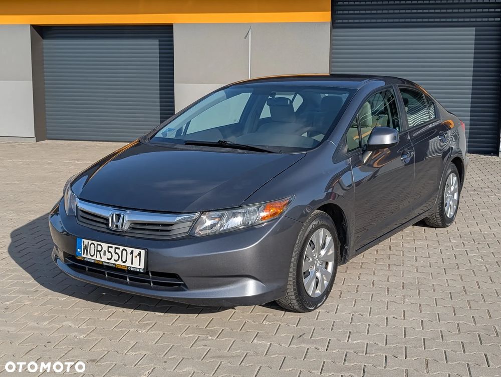 Honda Civic 1.8 Executive i-SHIFT - 9