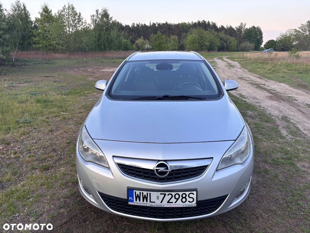 Opel Astra 1.7 CDTI DPF Design Edition - 2