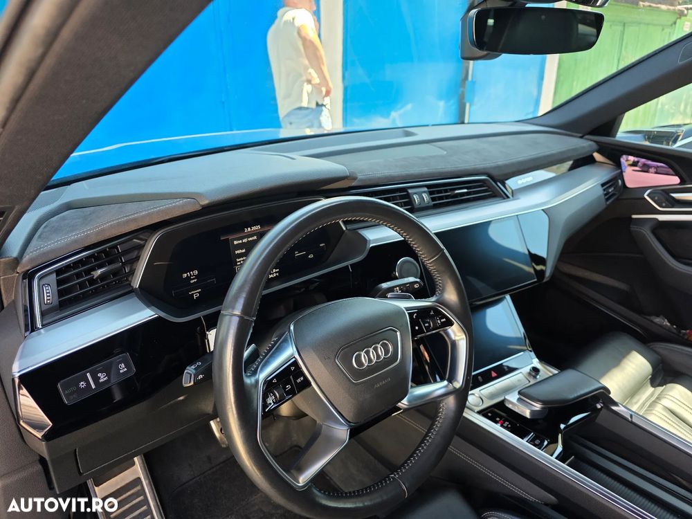 Audi e-tron 55 quattro - 4