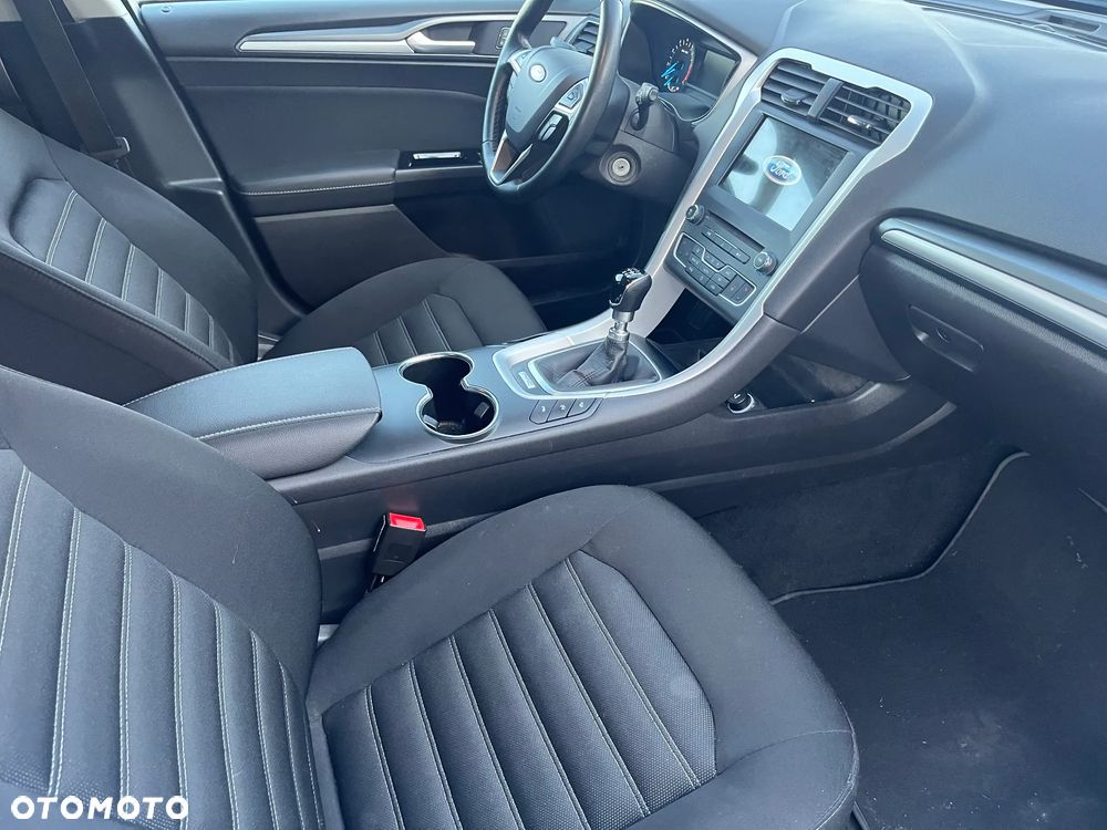 Ford Mondeo - 11