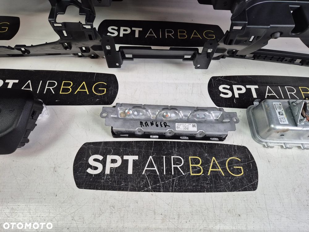 FORD RANGER RAPTOR 6 VI DESKA ROZDZIELCZA KONSOLA KOKPIT PULPIT PODUSZKI AIRBAG AIR BAG PASY KIT SET - 6
