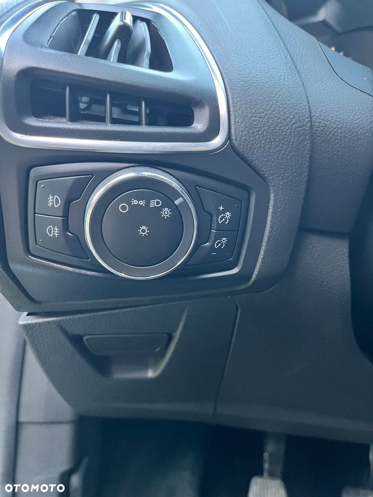 Ford Focus 1.6 TDCi Titanium ECOnetic - 11