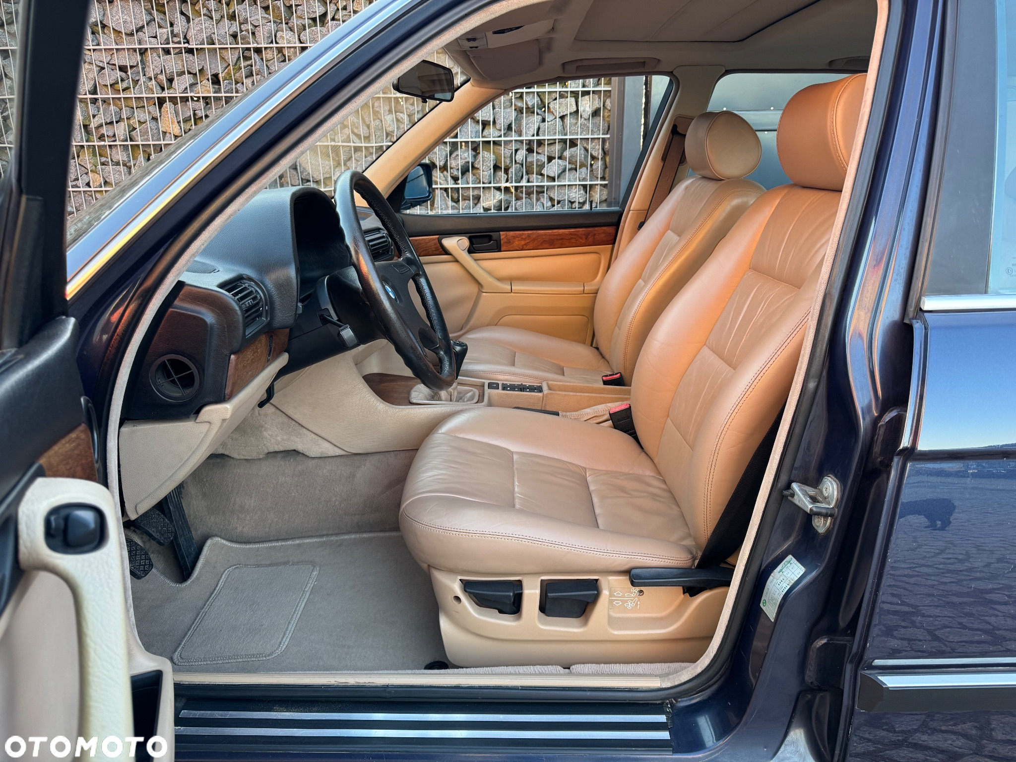 BMW Seria 7 735i - 7
