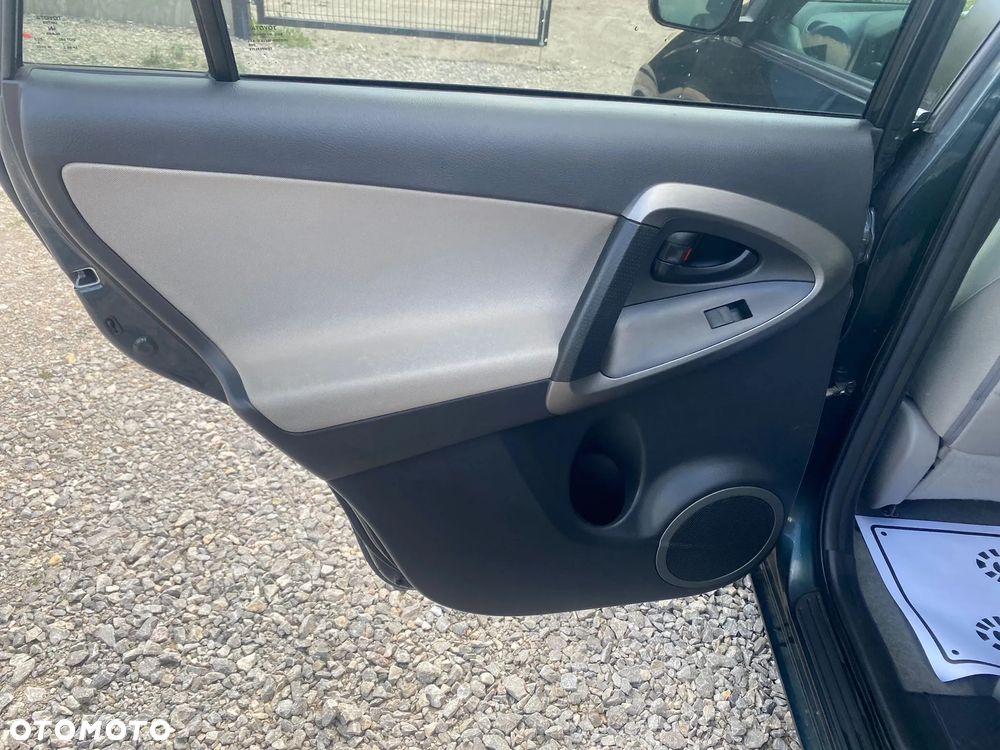 Toyota RAV4 2.5 VVT-i Base 4x2 - 22