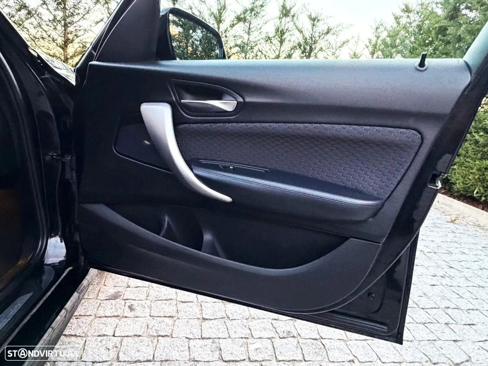 BMW 118 d Pack M - 20