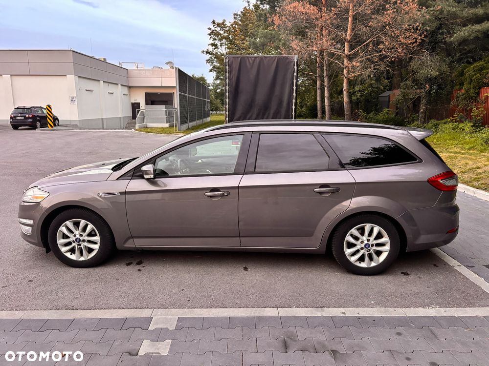 Ford Mondeo 2.0 TDCi Platinium X Plus (Titanium) - 4