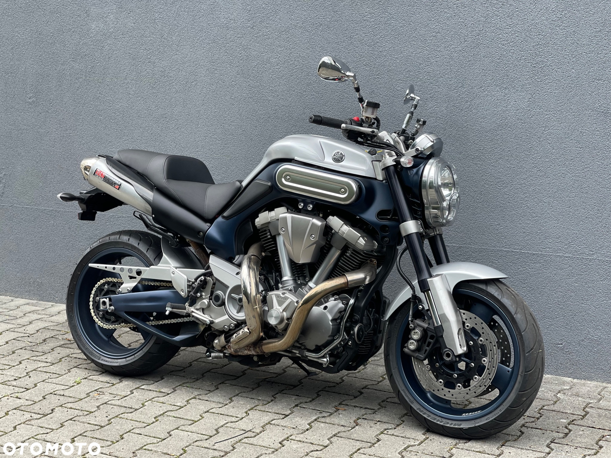 Yamaha MT - 2